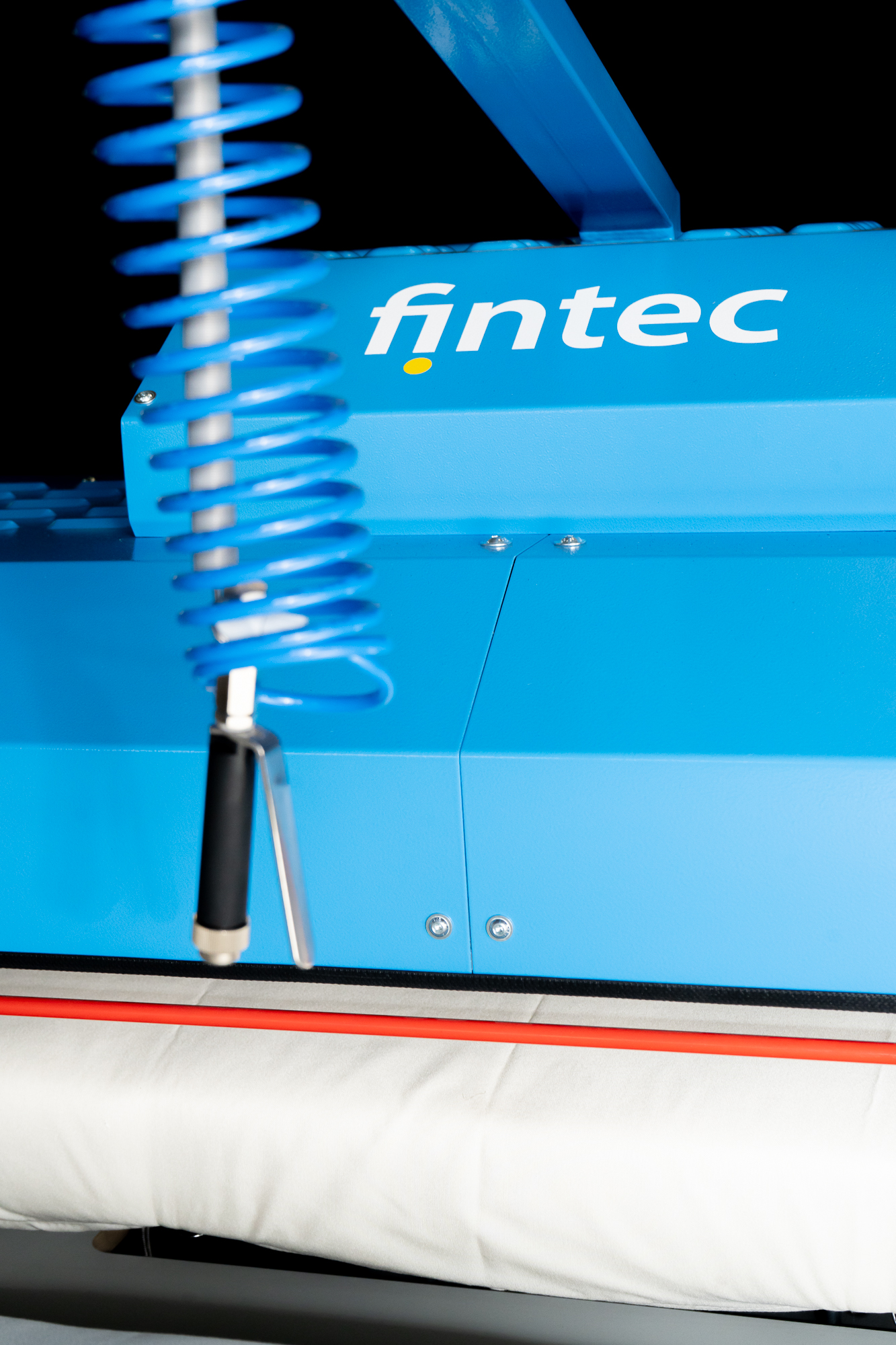 Fintec Drehtisch-Bügelmaschine DTB 50